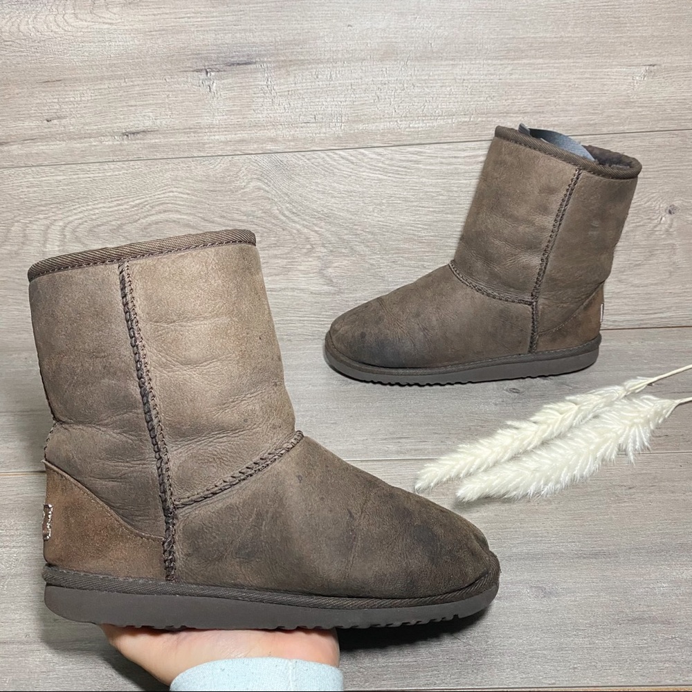 Ugg Classic Short Boots